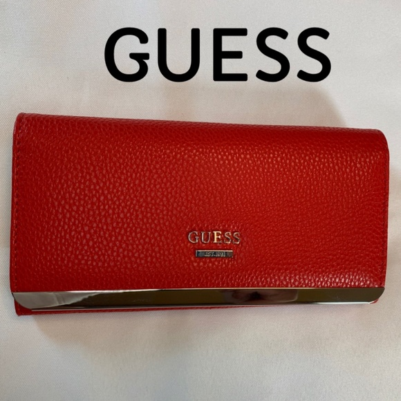 NWOT! Guess Tomato Red Faux Pebbled Leather with Silver Tone Hardware Wallet! - Picture 1 of 9